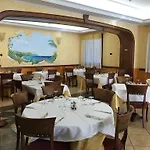 Tricolore Hotel