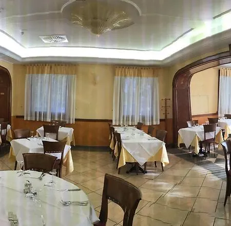 トリコロール ガイダ