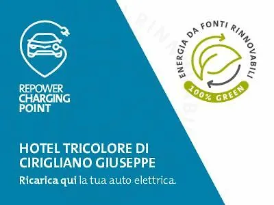 トリコロール 3* ガイダ