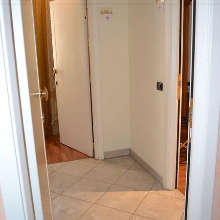 ホテル トリコロール