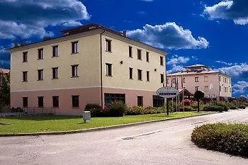 Tricolore Hotell