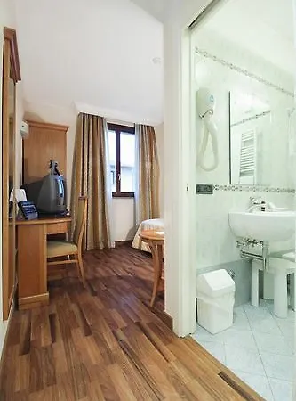 Hotel Tricolore Gaida