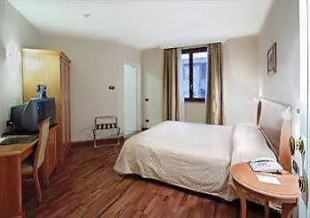 Hotel Tricolore 3*