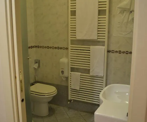 Tricolore Hotel 3*