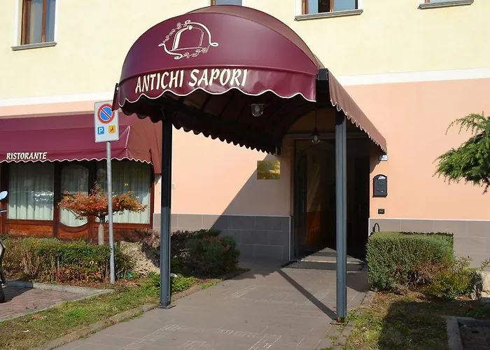 Tricolore Hotel 3*